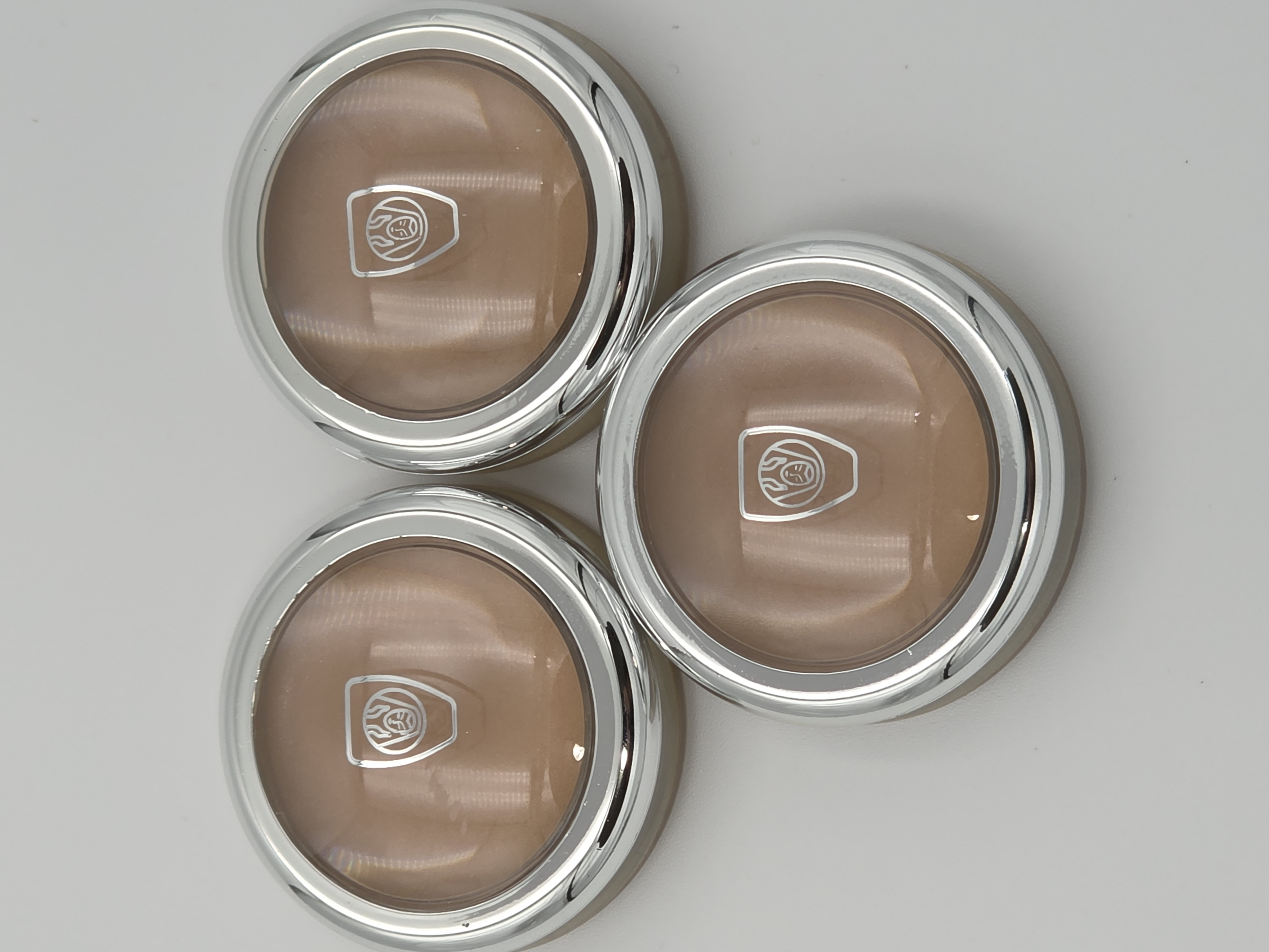 Oil of Olay Lip Shine - Lot of 3